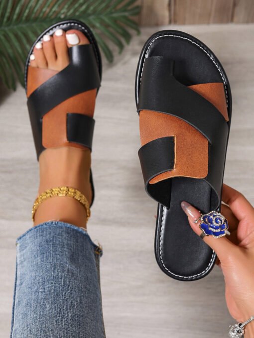 Plus Size Color Matching Toe Covering Flat Slippers - Hình ảnh 6